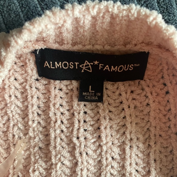 Cozy Knit Pullover Fluffy Oversized V Neck Light Pink Women's Sweater Size Large - Picture 6 of 8